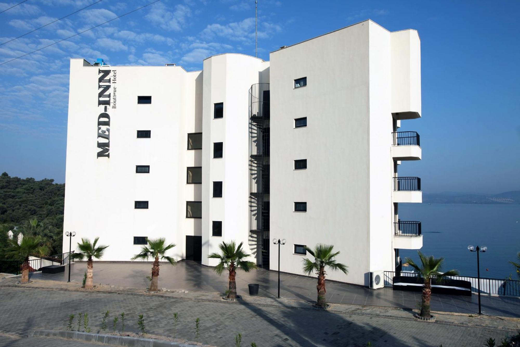 Med-Inn Hotel Гюллюк Экстерьер фото